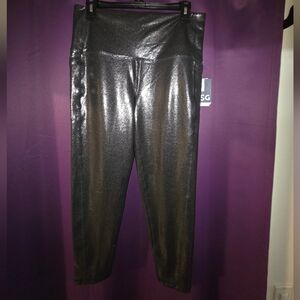 New With Tag, Metallic Black DSG Women's Leggings